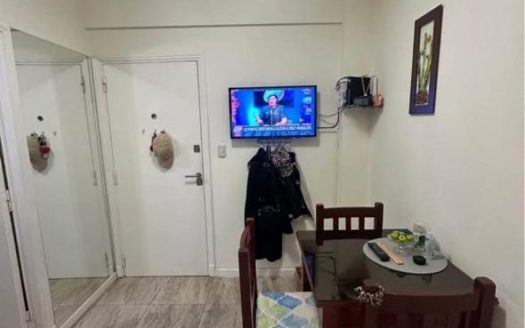 Monoambiente luminoso – Santa Fe y Colón